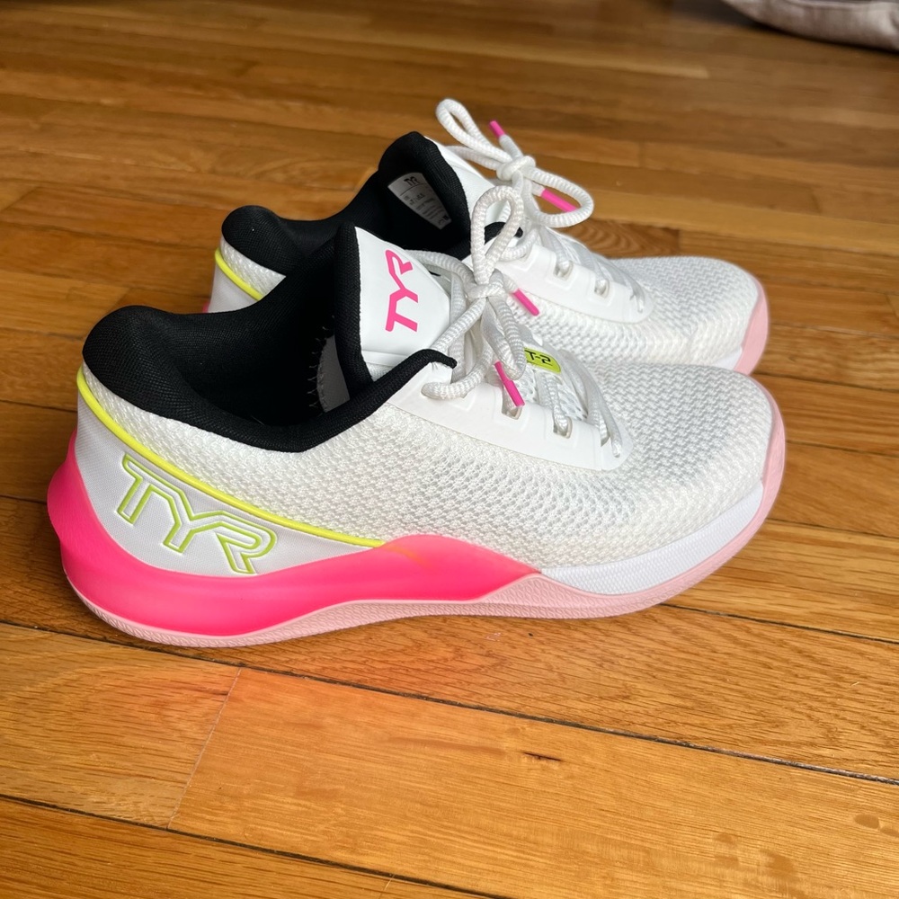 TYR White and Pink Sports Shoes